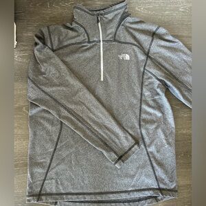 The North Face Charcoal Gray Mens light Fleece insulated half zip